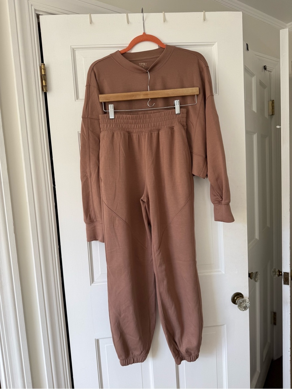 Abercrombie YPB Sweatshirt & Jogger Set